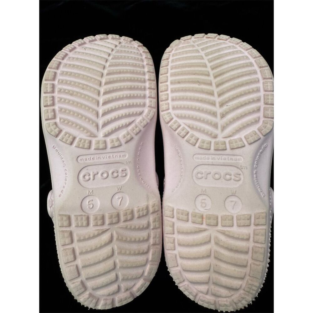 Crocs Classic Clog Pink Unisex Size M5/W7 Casual Slip-On Shoes - Picture 5 of 8